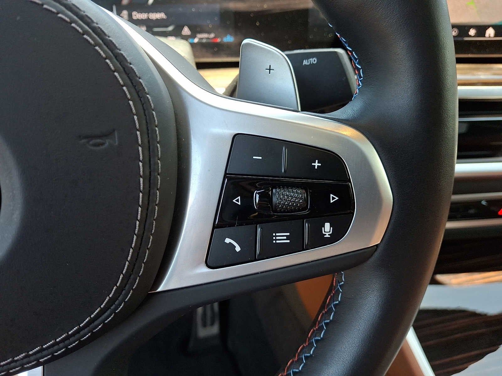 2024 BMW X6 M60i Sports Activity Coupe