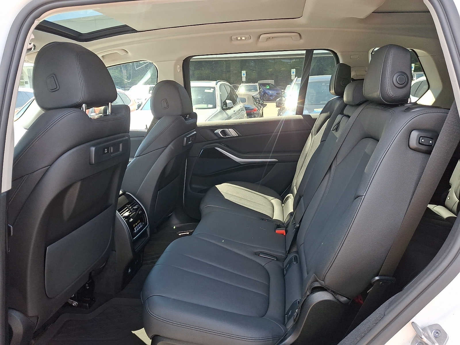 2021 BMW X7 xDrive40i Sports Activity Vehicle