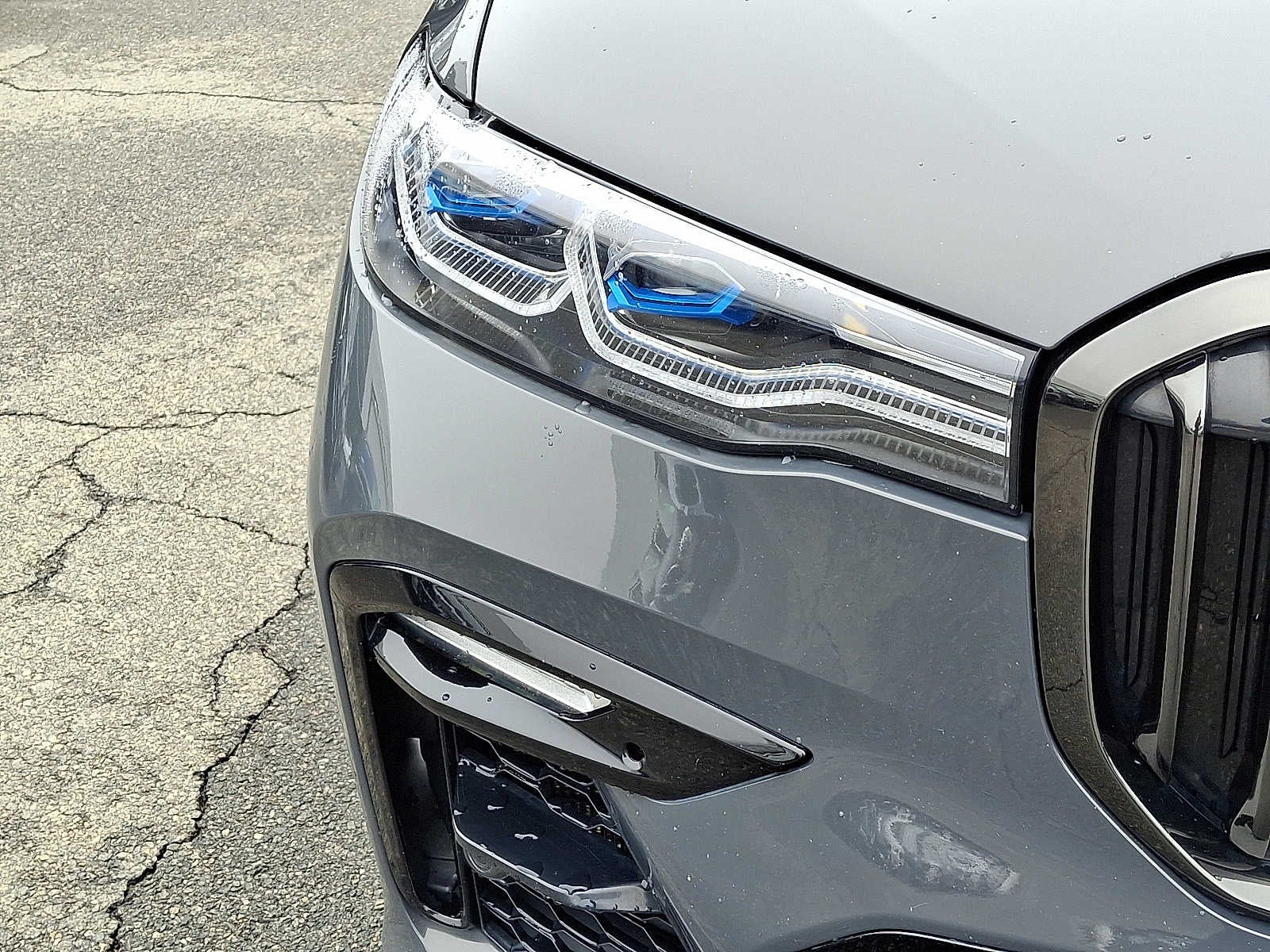 2022 BMW X7 M50i Sports Activity Vehicle