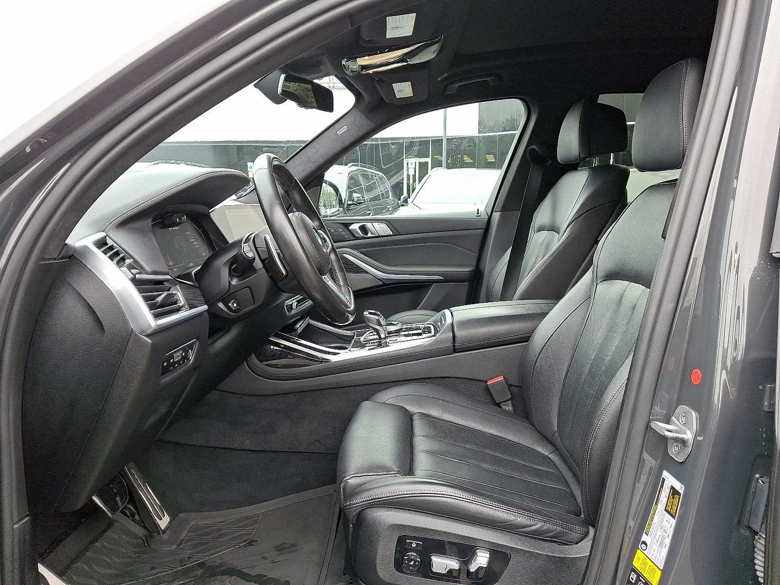 2022 BMW X7 M50i Sports Activity Vehicle