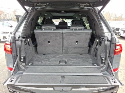 2022 BMW X7 M50i Sports Activity Vehicle