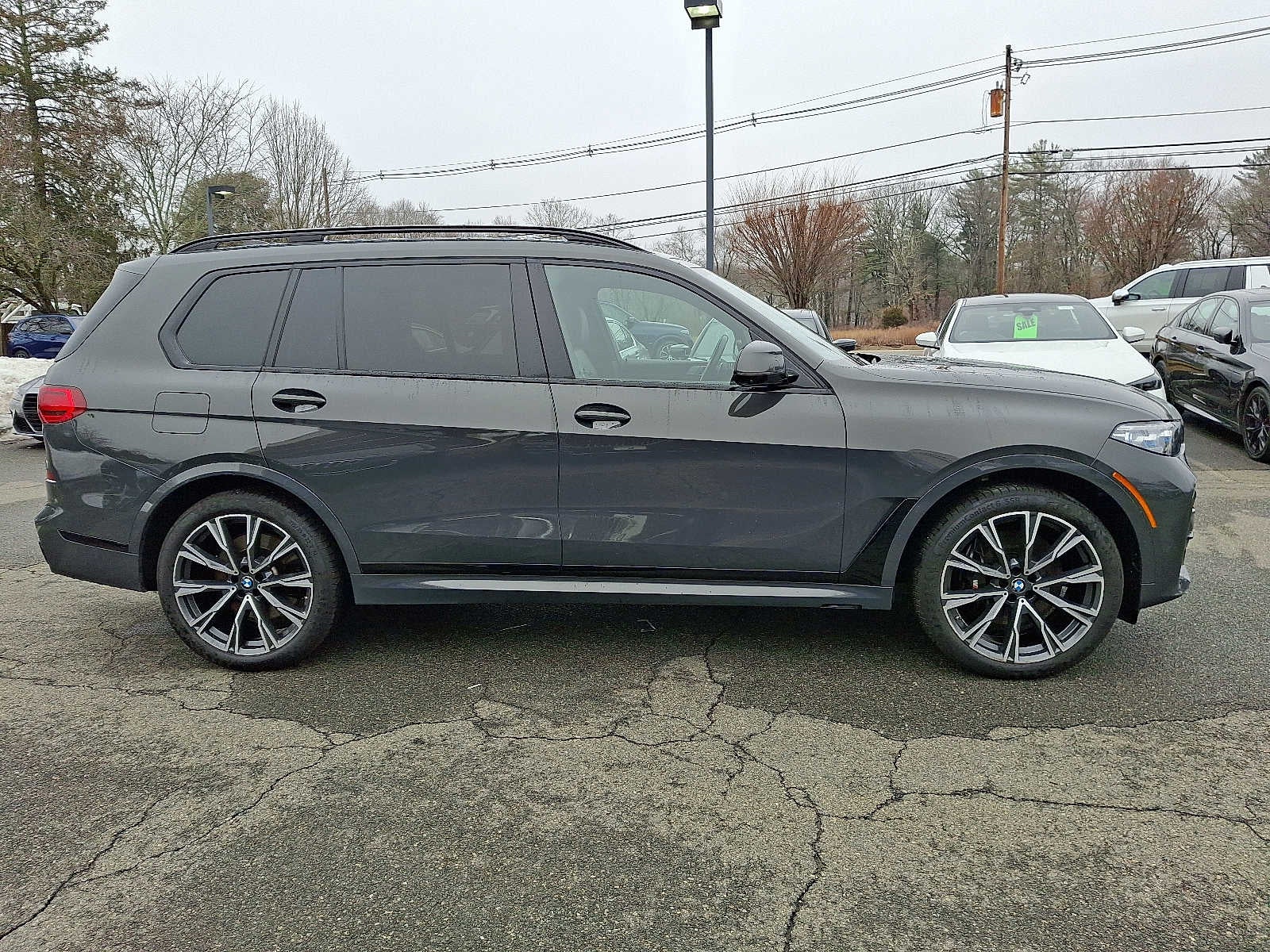 2022 BMW X7 M50i Sports Activity Vehicle