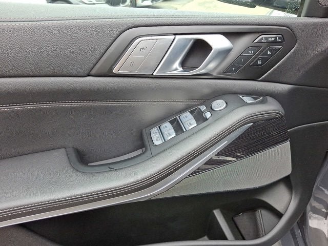 2022 BMW X7 M50i Sports Activity Vehicle