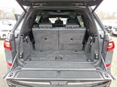 2022 BMW X7 M50i Sports Activity Vehicle