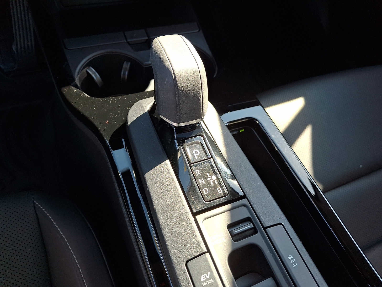 2023 Toyota Prius Limited AWD