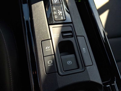 2023 Toyota Prius Limited AWD