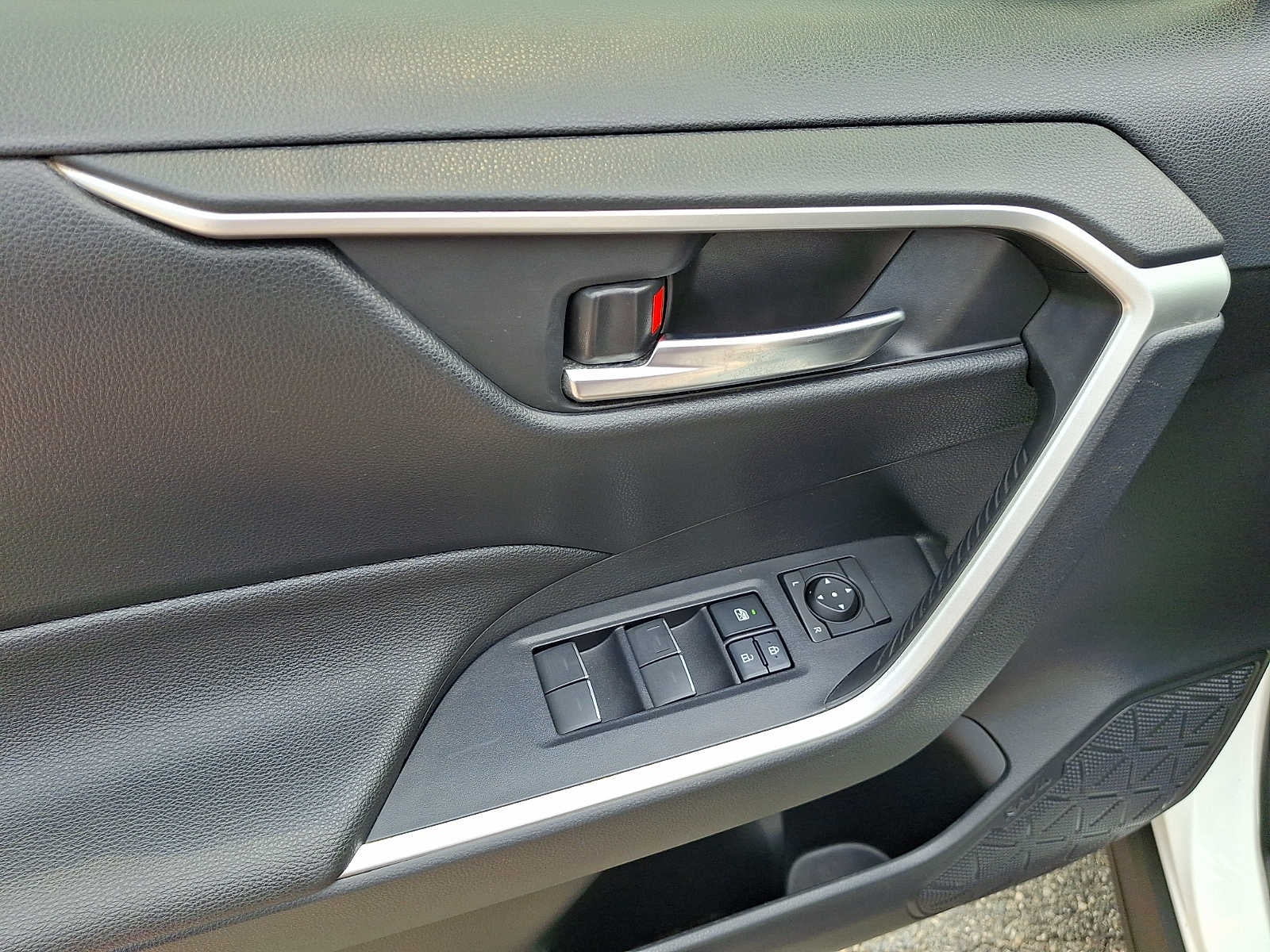 2023 Toyota RAV4 Prime SE