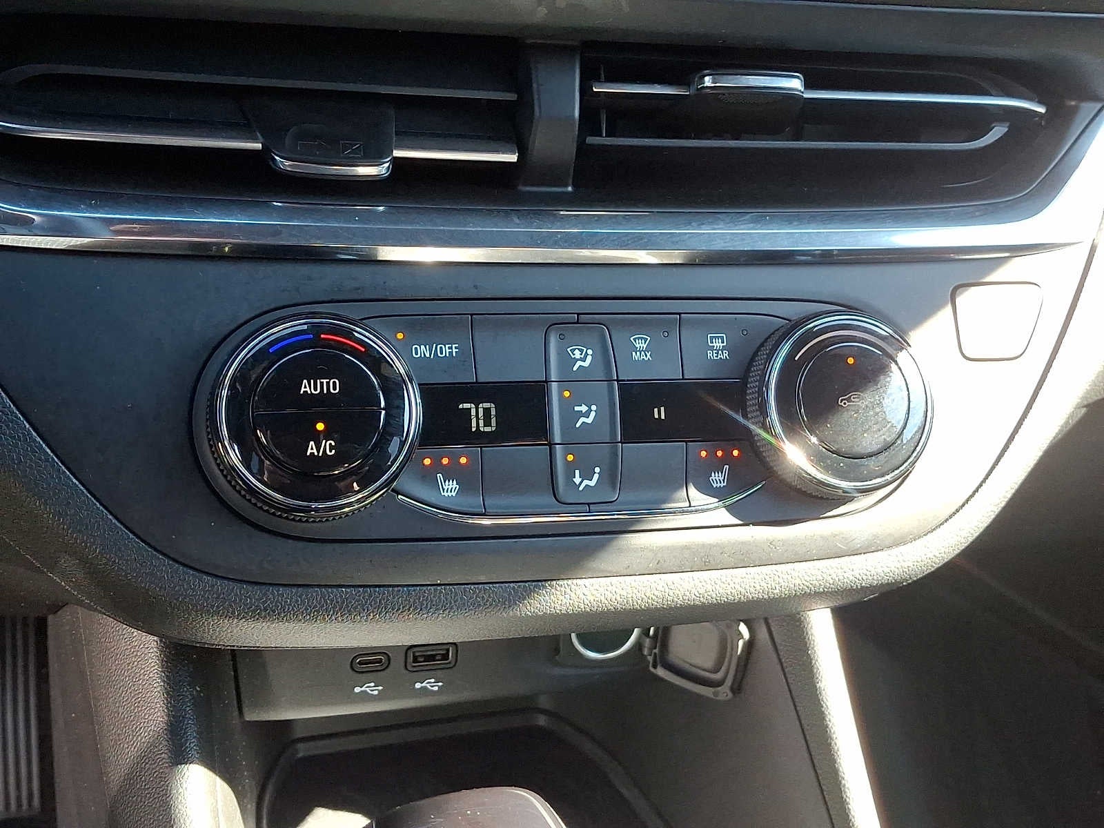 2024 Buick Envista FWD 4dr Preferred