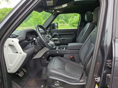 2023 Land Rover Defender 110 SE AWD