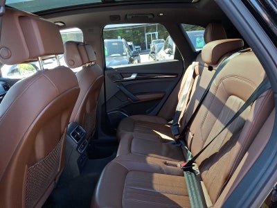 2019 Audi Q5 Premium Plus 45 TFSI quattro