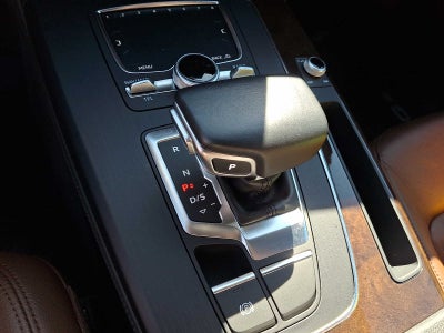 2019 Audi Q5 Premium Plus 45 TFSI quattro