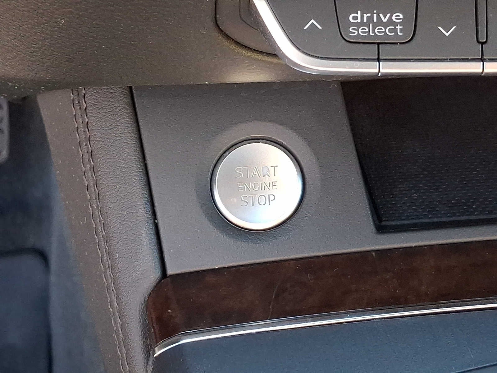 2019 Audi Q5 Premium Plus 45 TFSI quattro