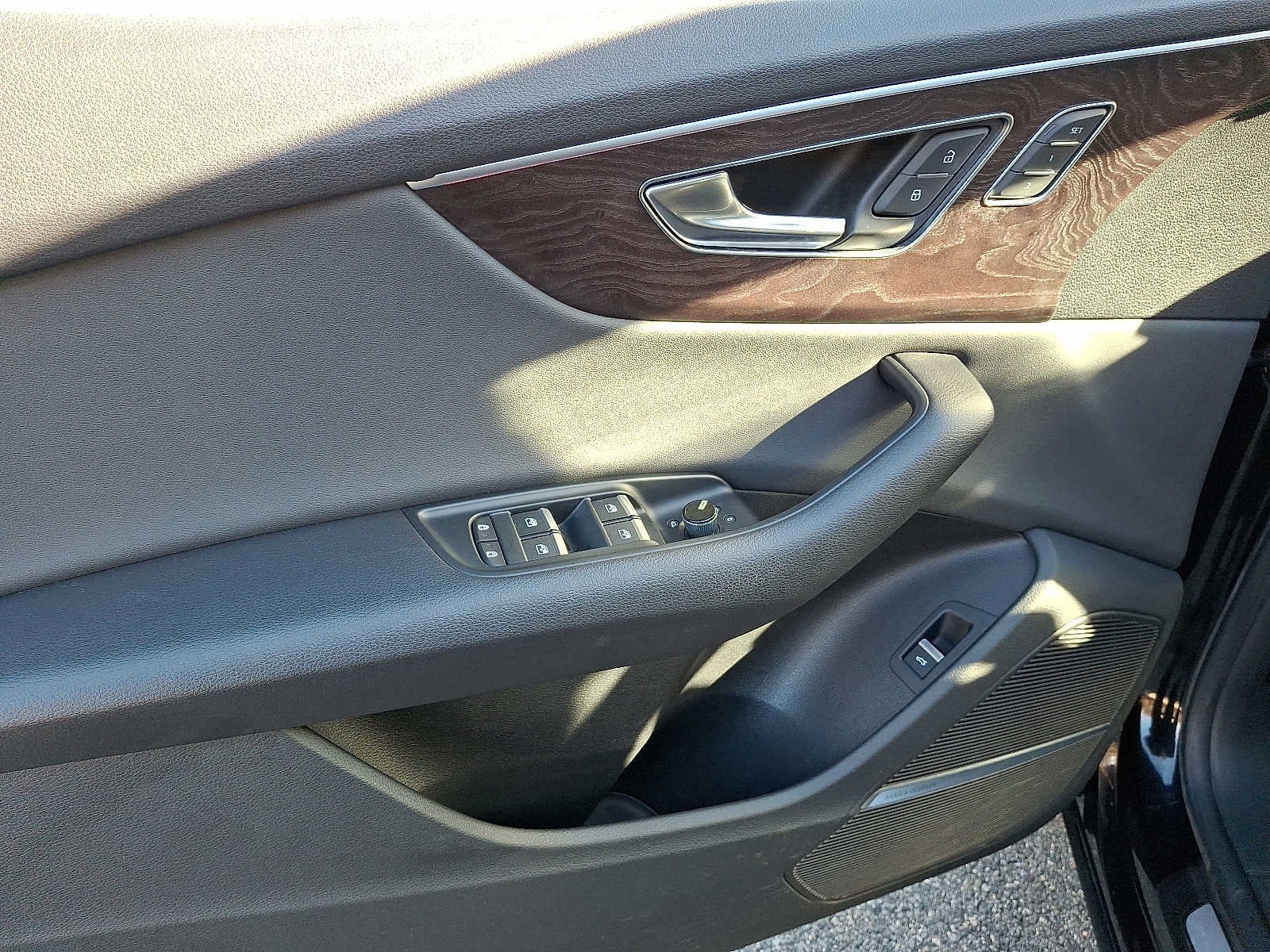 2020 Audi Q8 Premium Plus 55 TFSI quattro