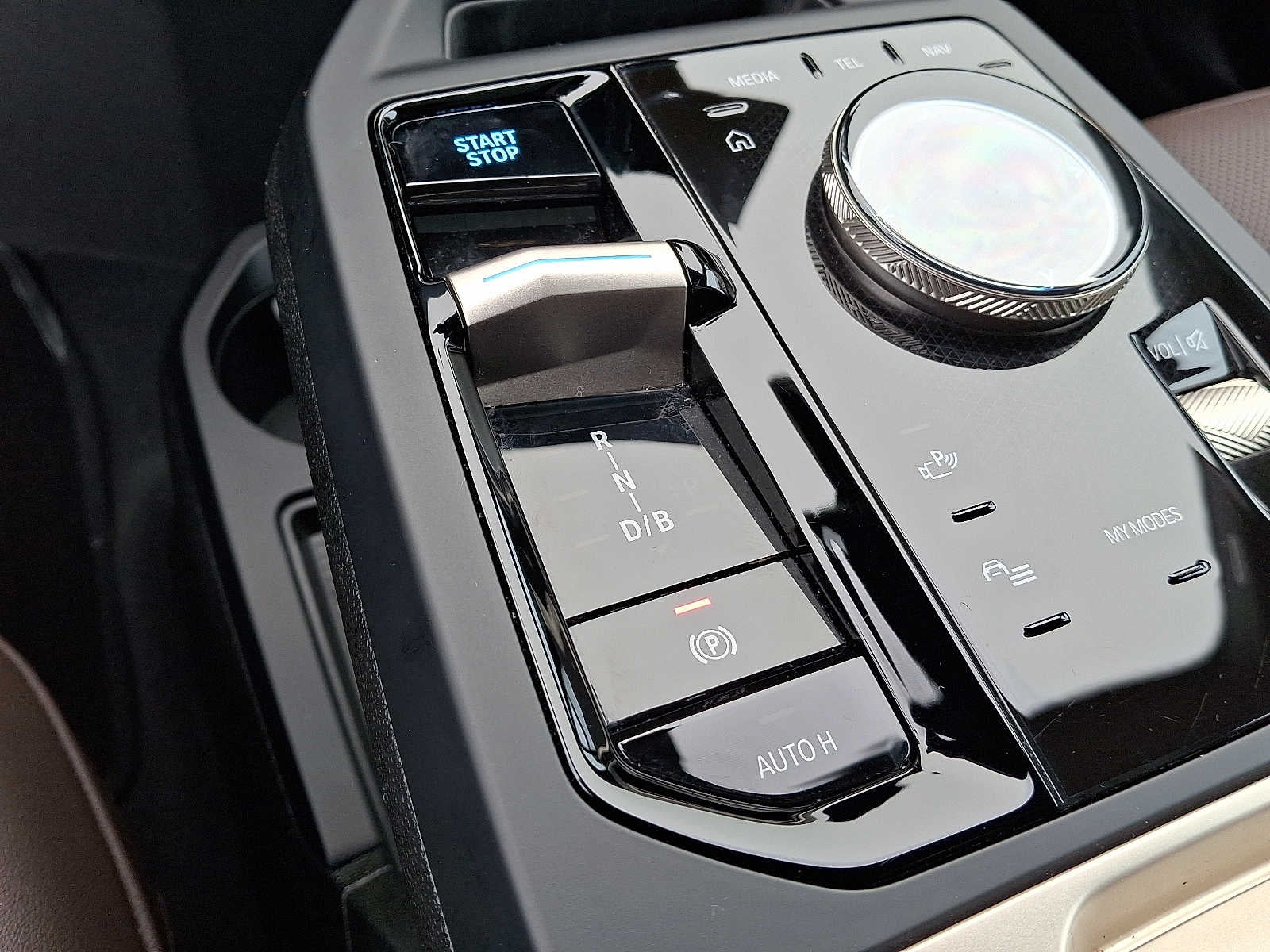 2025 BMW iX xDrive50 Sports Activity Vehicle