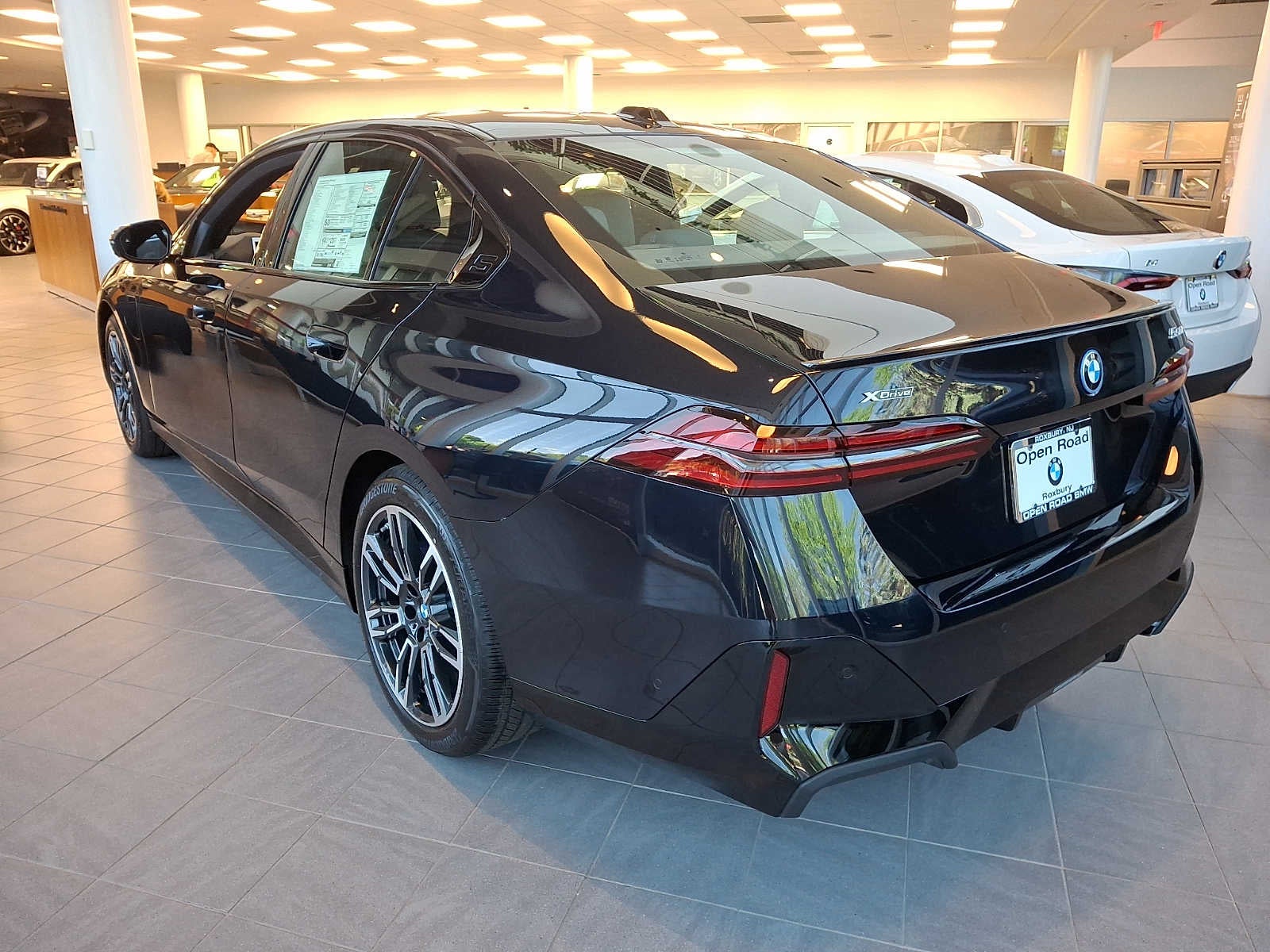 2027 BMW 5 Series 550e xDrive Sedan