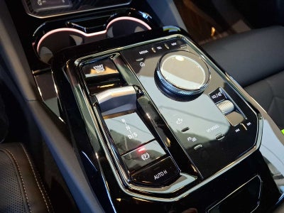 2027 BMW 5 Series 550e xDrive Sedan