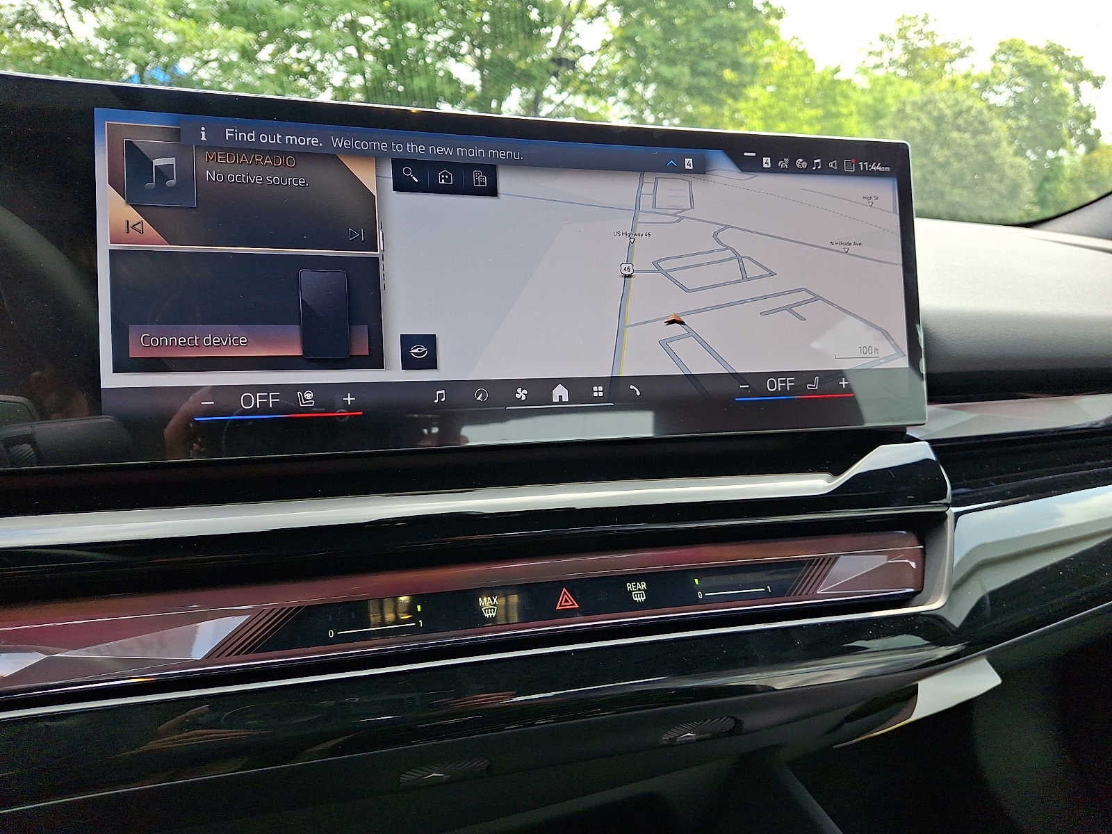 2027 BMW 5 Series 550e xDrive Sedan
