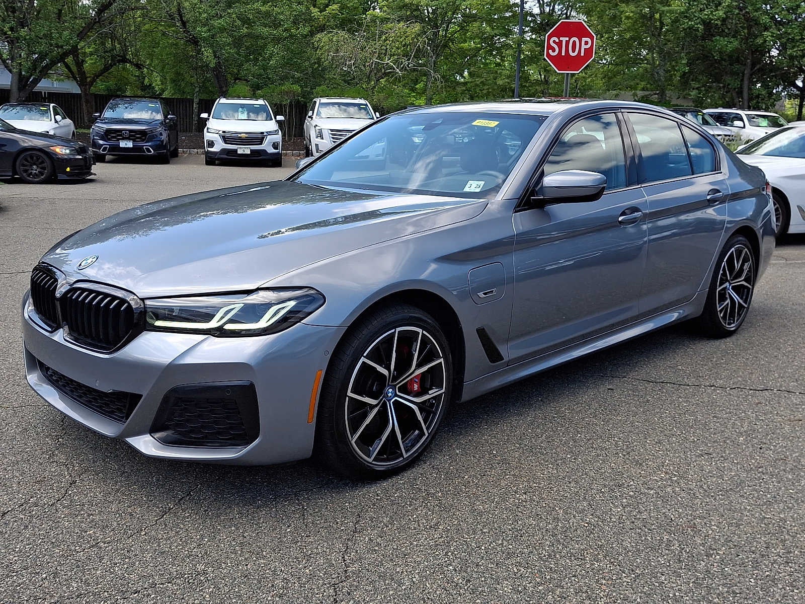 2023 BMW 5 Series 530e xDrive Plug-In Hybrid