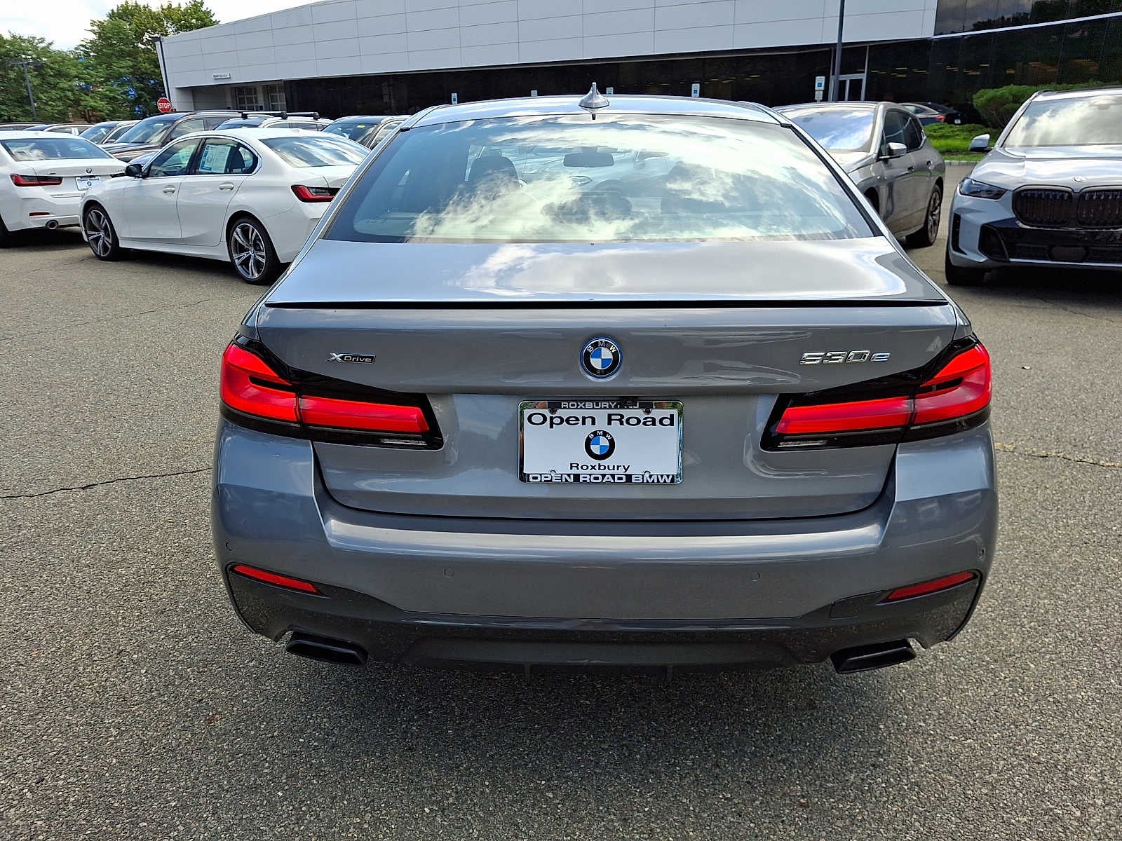2023 BMW 5 Series 530e xDrive Plug-In Hybrid