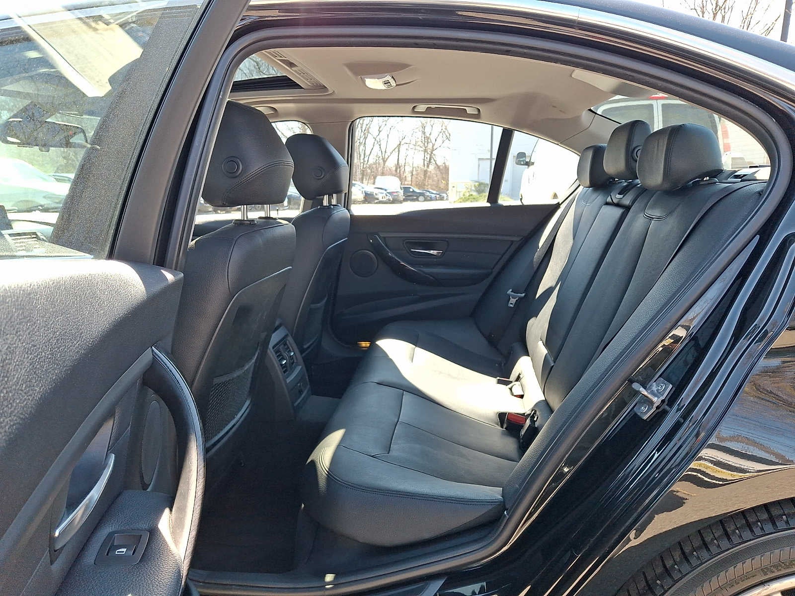 2013 BMW 3 Series 4dr Sdn 328i RWD