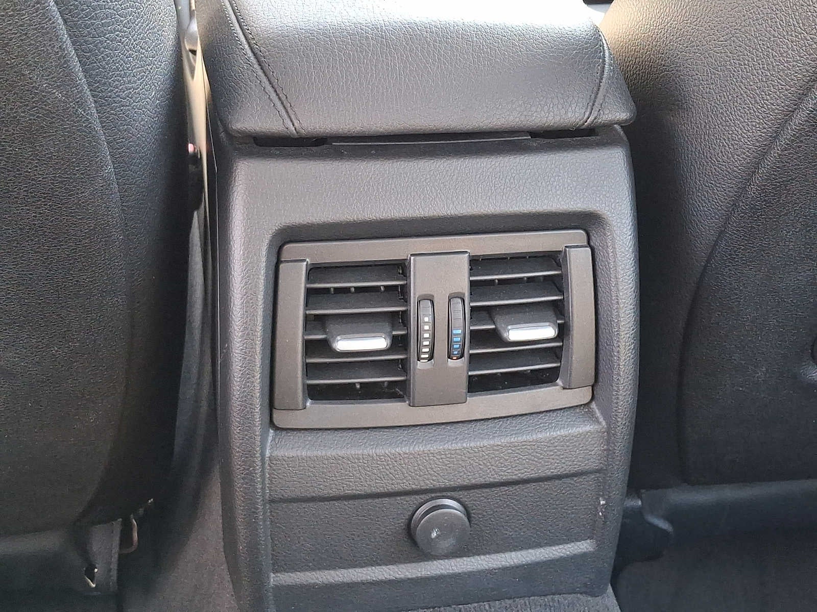 2013 BMW 3 Series 4dr Sdn 328i RWD