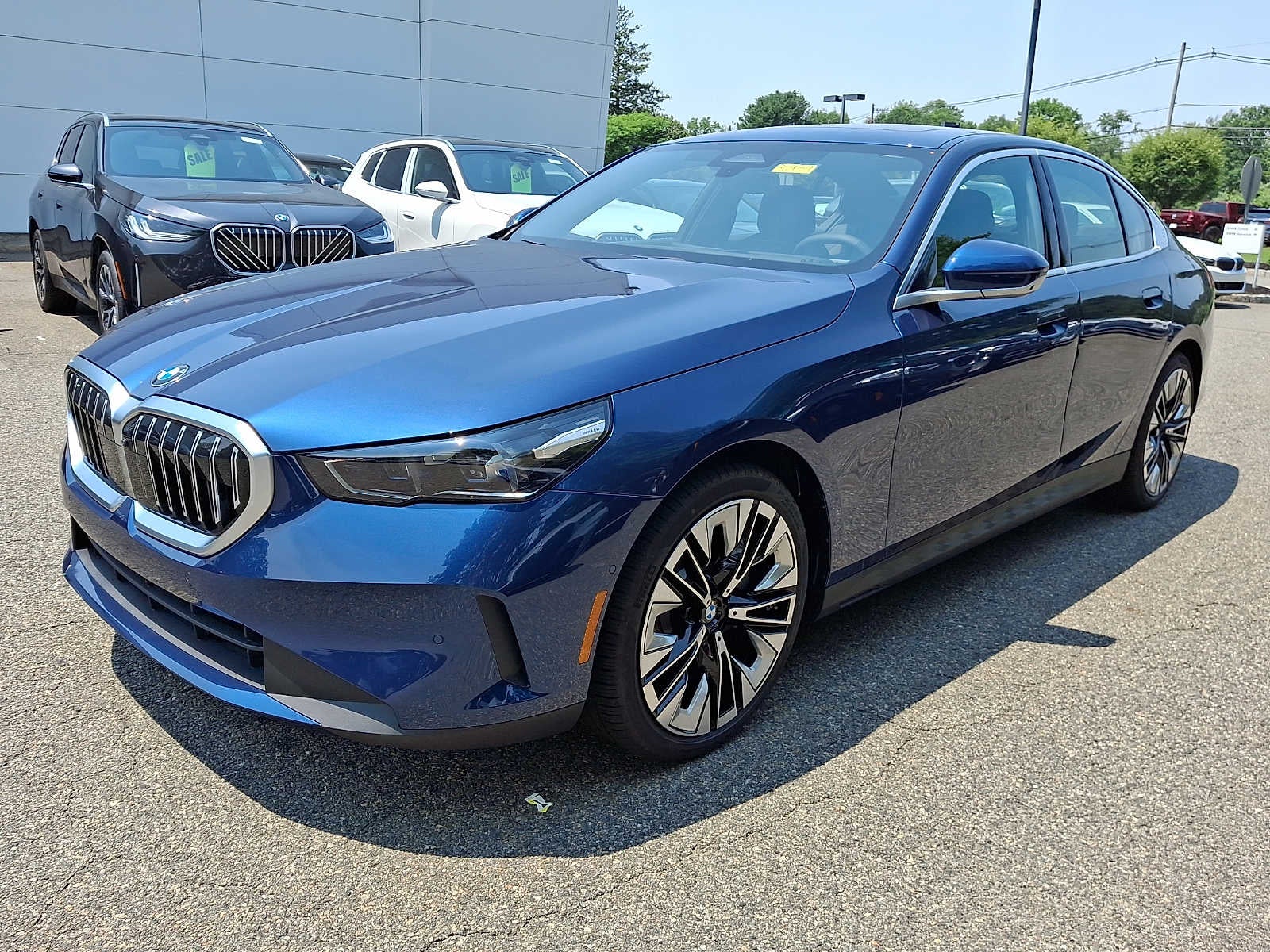 2027 BMW 5 Series 530i xDrive Sedan