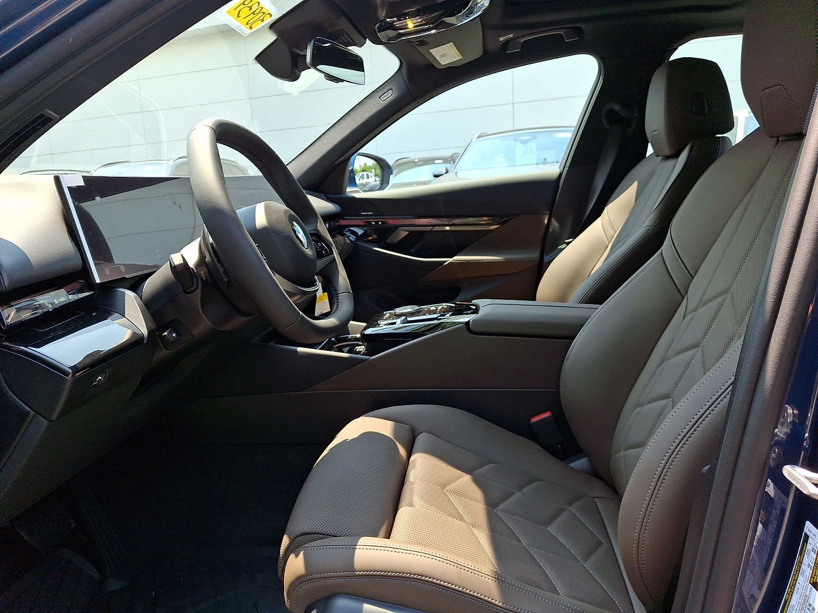 2027 BMW 5 Series 530i xDrive Sedan