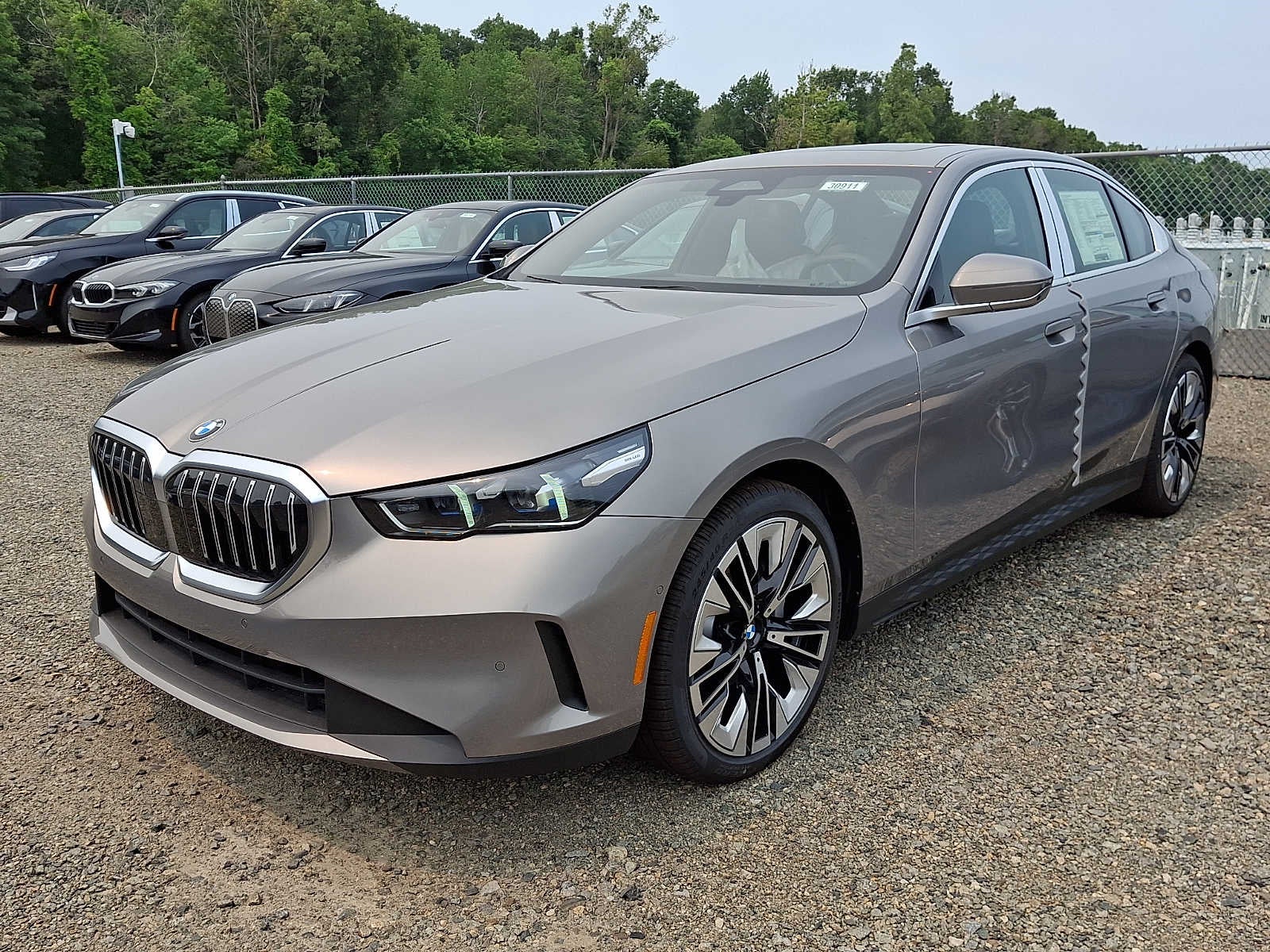 2027 BMW 5 Series 530i xDrive Sedan