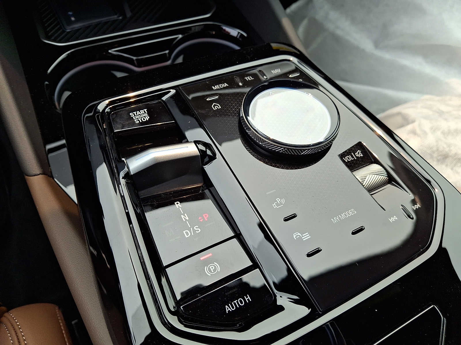 2027 BMW 5 Series 530i xDrive Sedan