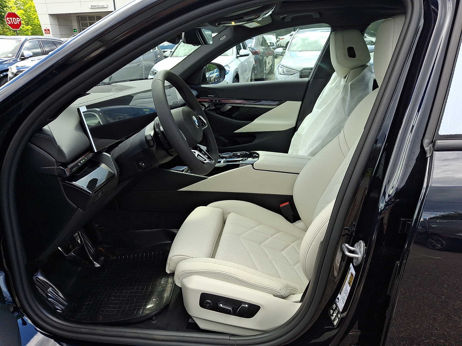 2027 BMW 5 Series 530i xDrive Sedan