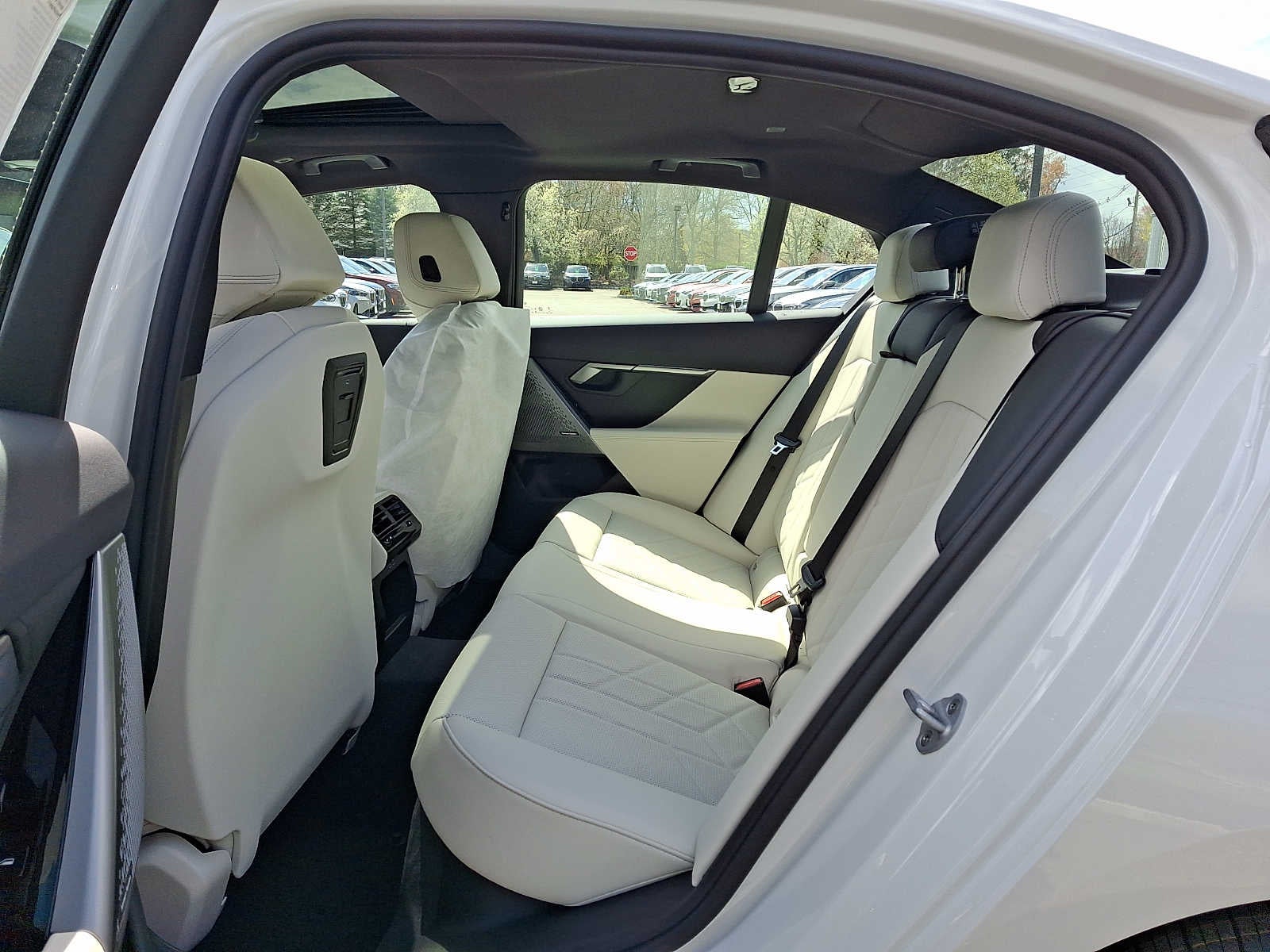 2026 BMW 5 Series 530i xDrive Sedan