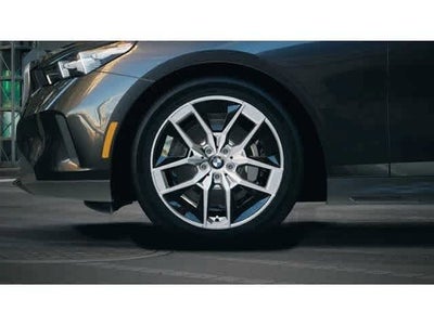 2026 BMW 5 Series 530i xDrive Sedan