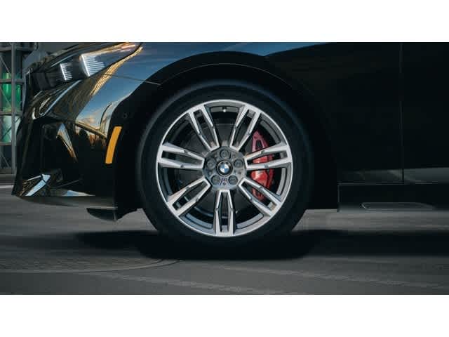 2026 BMW 5 Series 530i xDrive Sedan