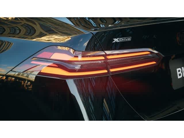 2026 BMW 5 Series 530i xDrive Sedan