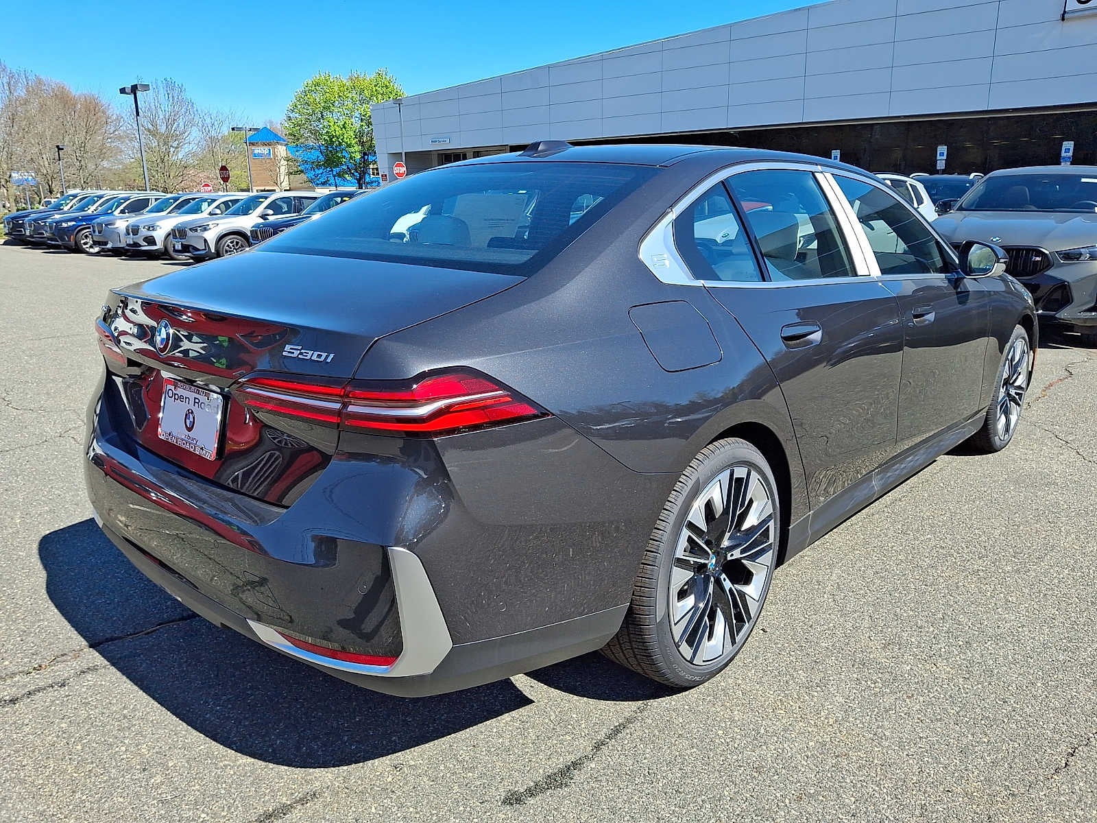 2026 BMW 5 Series 530i xDrive Sedan
