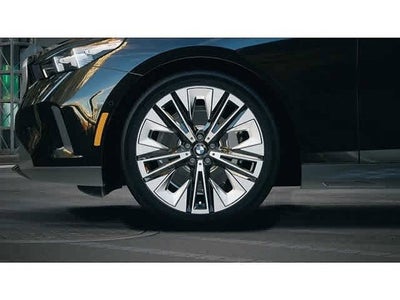 2026 BMW 5 Series 530i xDrive Sedan