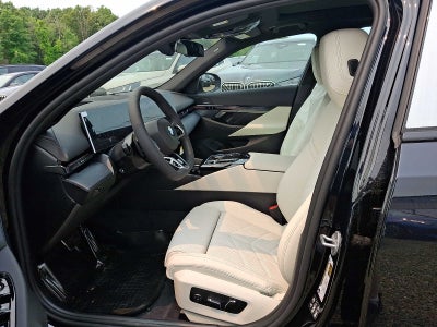 2026 BMW 5 Series 530i xDrive Sedan