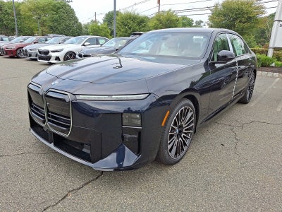 2027 BMW 7 Series 740i xDrive Sedan