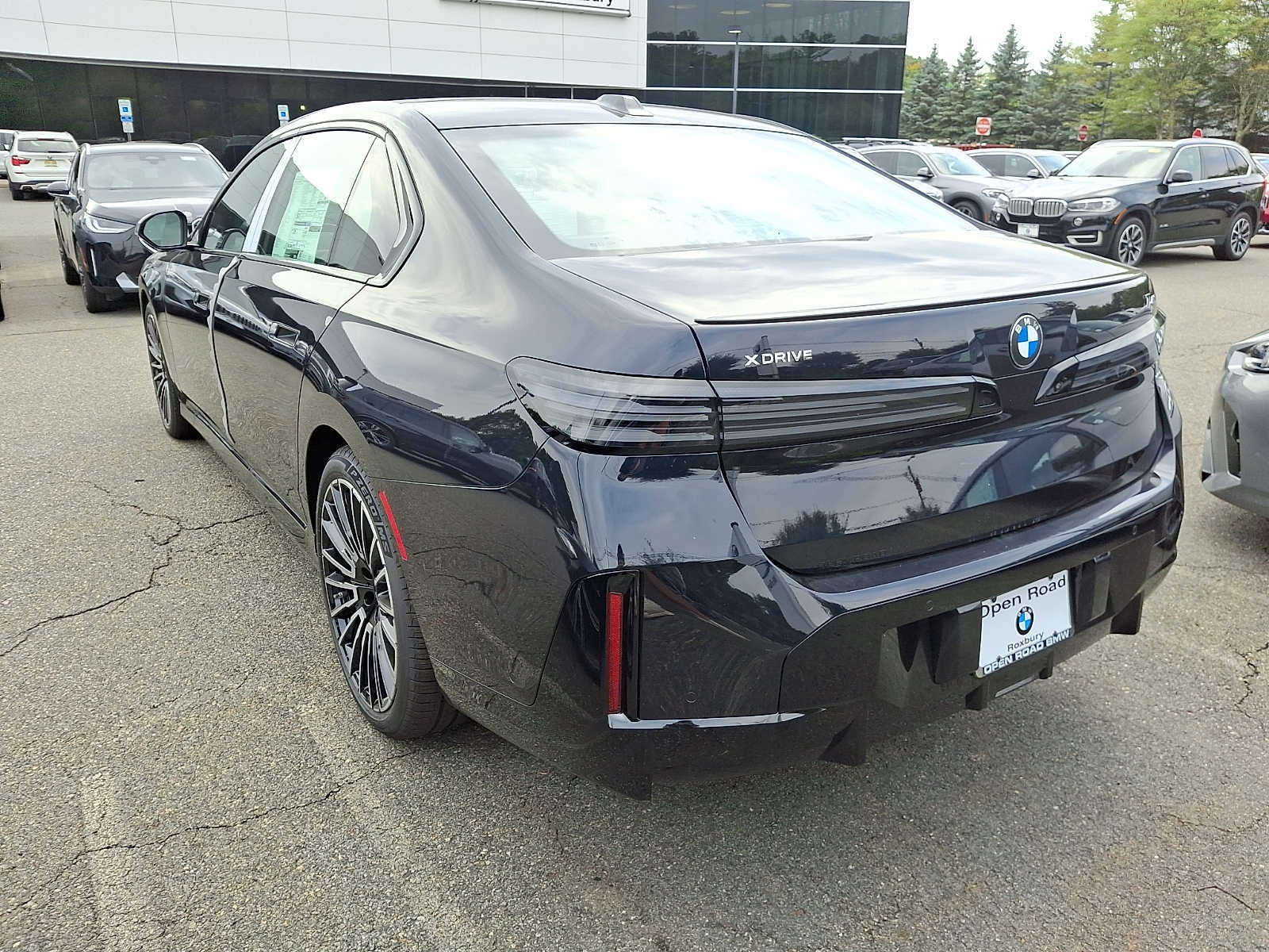 2027 BMW 7 Series 740i xDrive Sedan