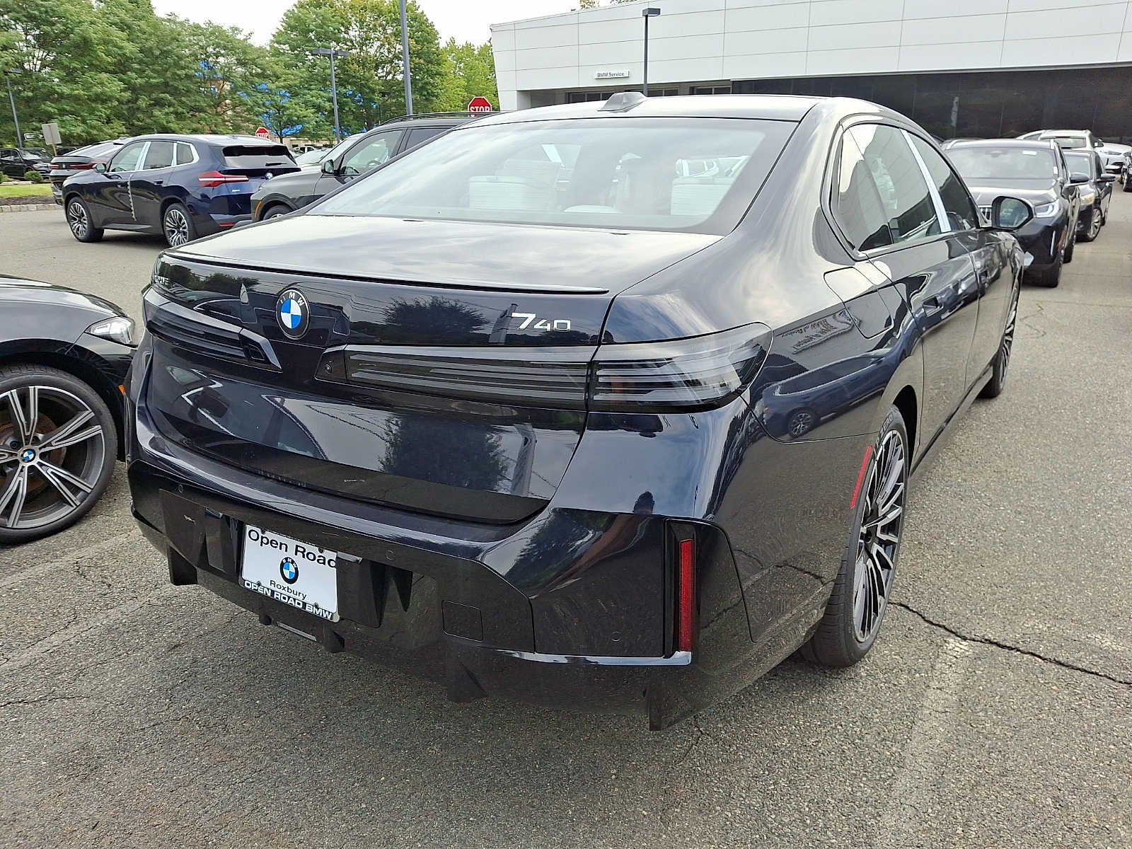 2027 BMW 7 Series 740i xDrive Sedan
