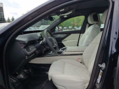 2027 BMW 7 Series 740i xDrive Sedan
