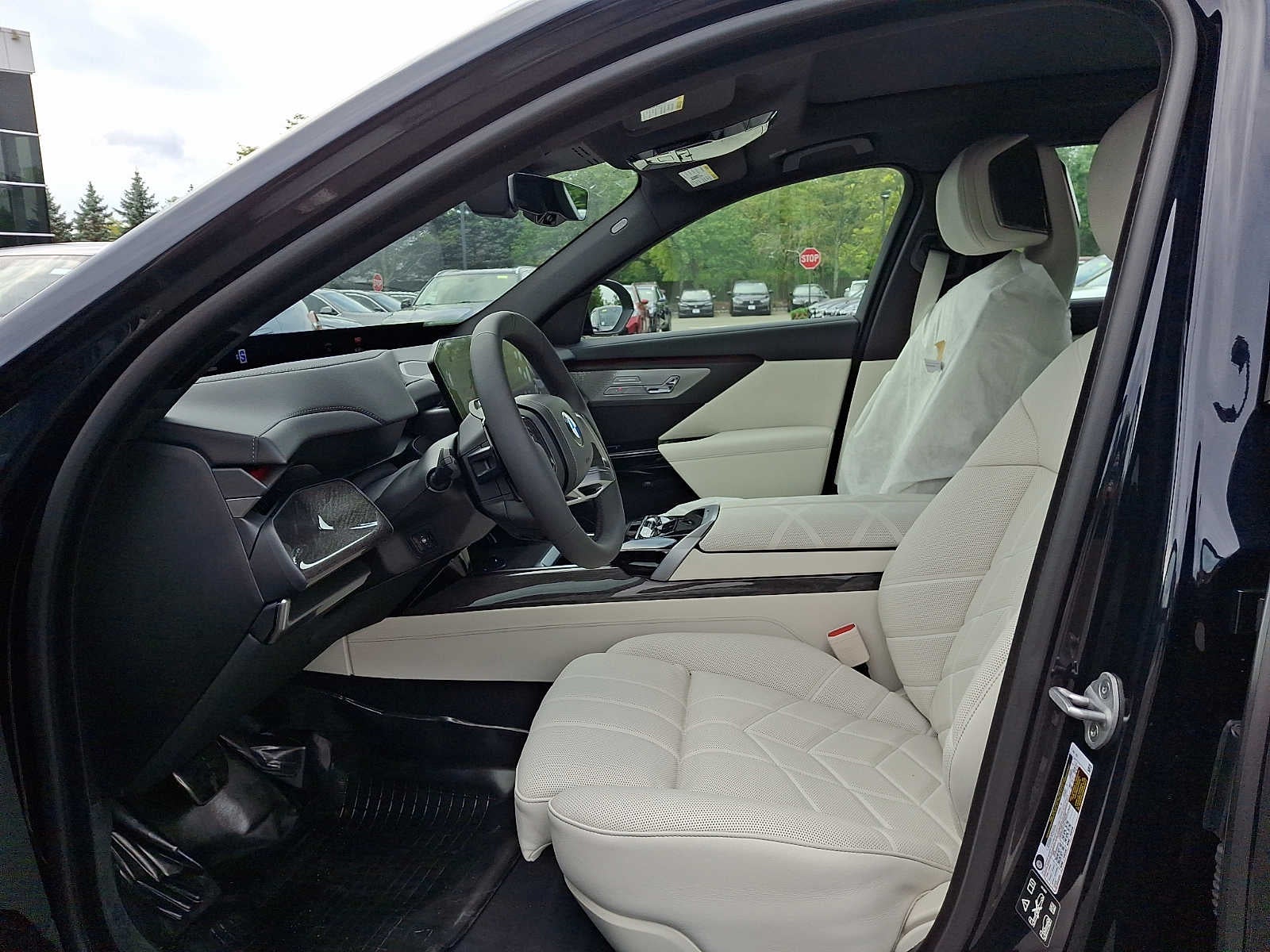 2027 BMW 7 Series 740i xDrive Sedan