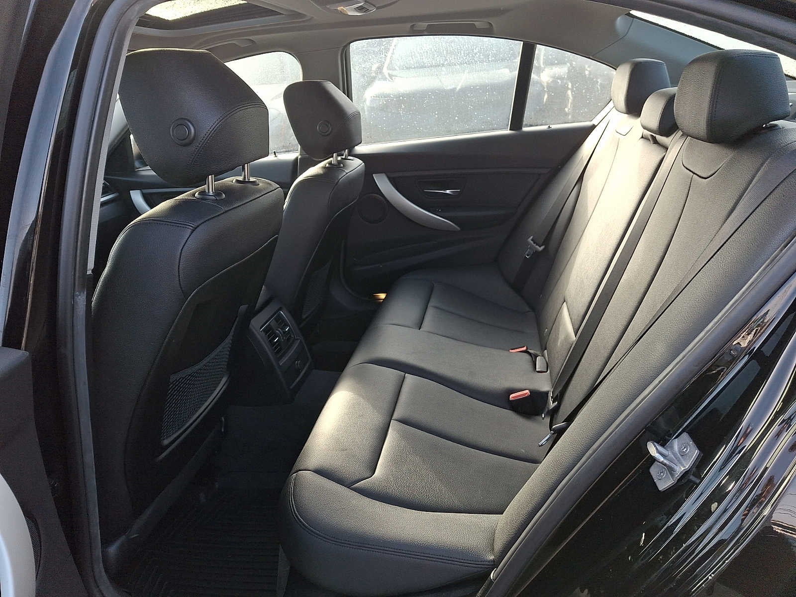 2018 BMW 3 Series 320i xDrive Sedan