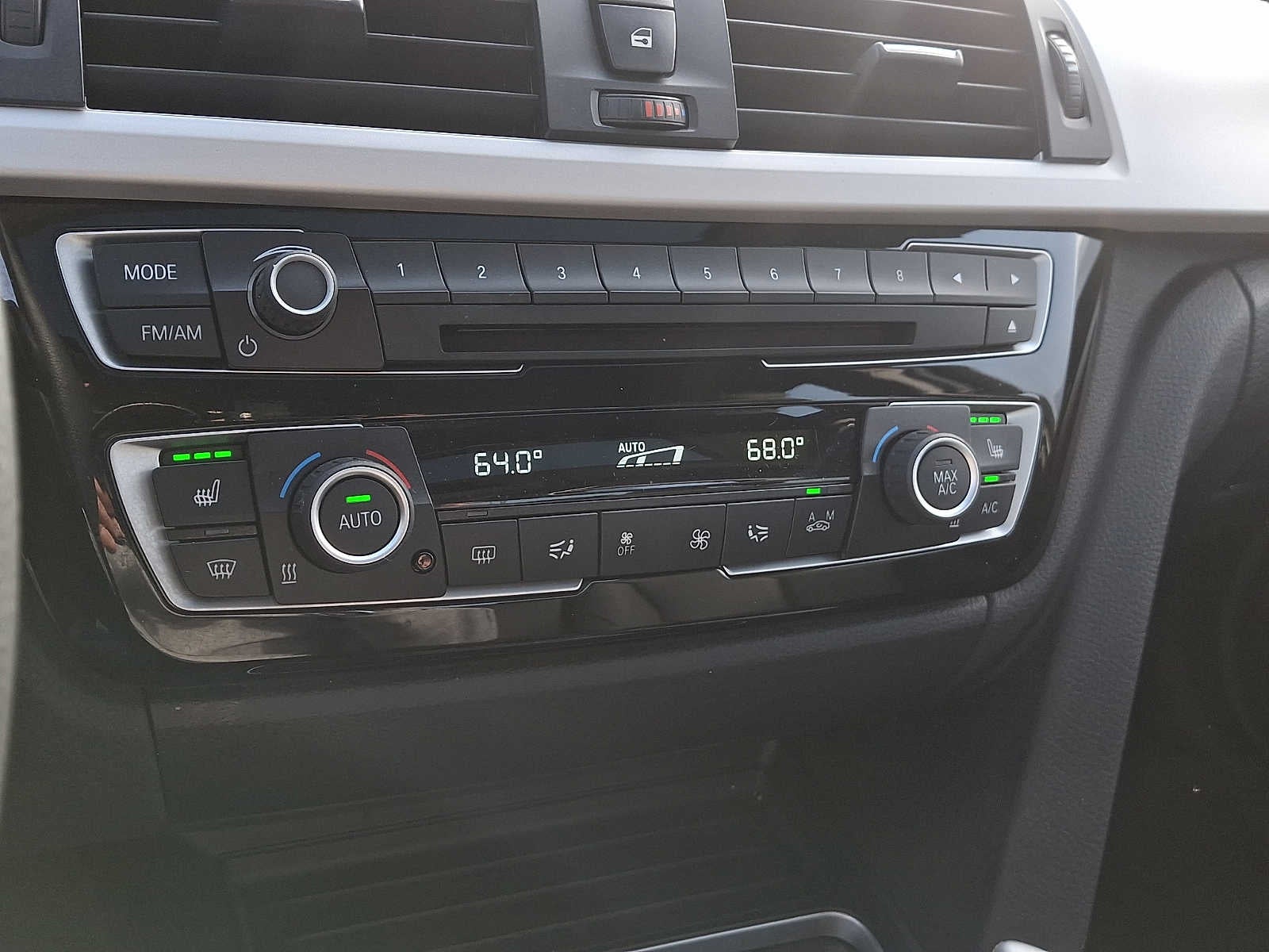2018 BMW 3 Series 320i xDrive Sedan
