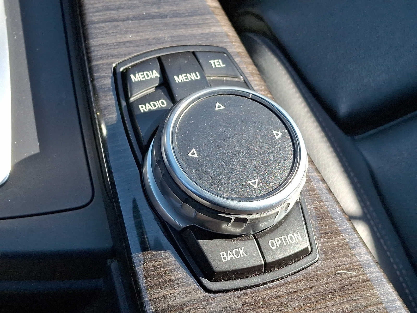 2016 BMW 3 Series 4dr Sdn 328i xDrive AWD SULEV