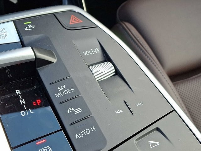 2025 BMW X1 xDrive28i Sports Activity Vehicle