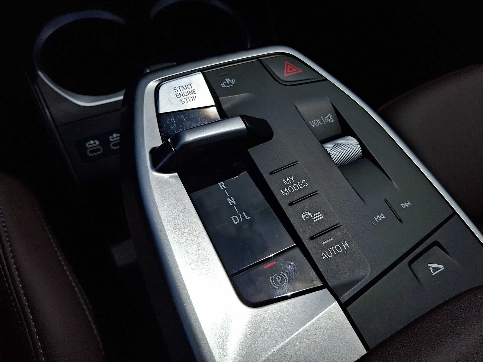 2025 BMW X1 xDrive28i Sports Activity Vehicle