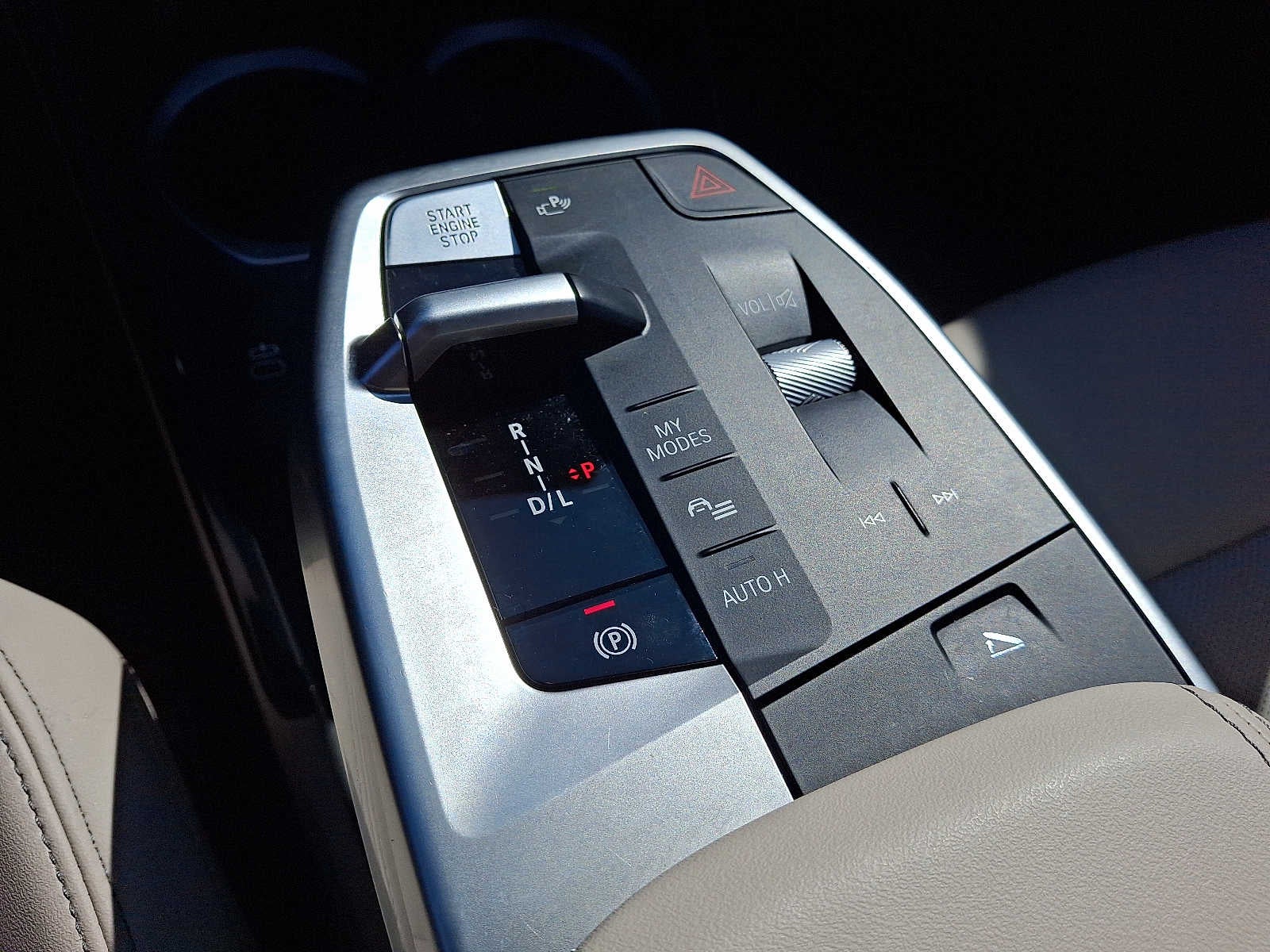 2025 BMW X1 xDrive28i Sports Activity Vehicle