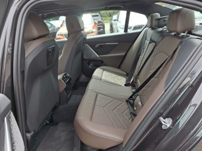 2025 BMW i5 xDrive40 Sedan