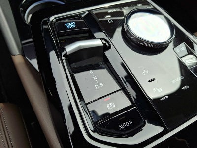 2025 BMW i5 xDrive40 Sedan